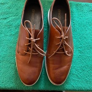 Women’s Cole Haan Original Grand shoes size 8.5.